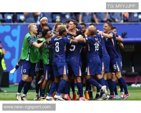 科曼遗憾俱乐部决定召回邓弗里斯希望留住所有球员